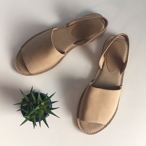 Old Navy NEW Nude Sandals